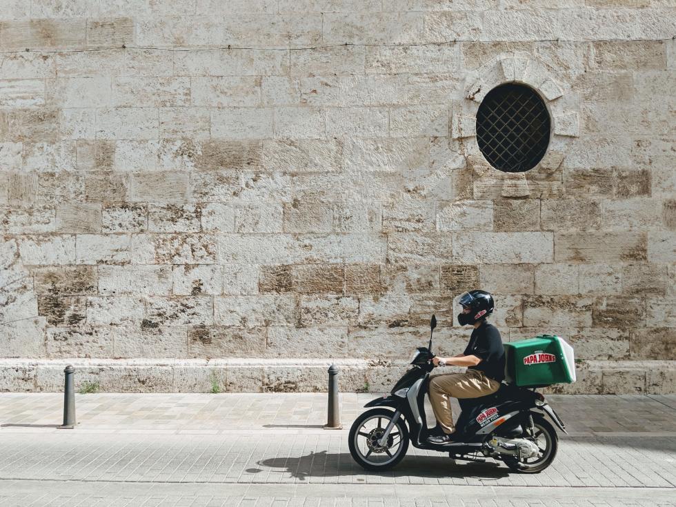 delivery motocycle